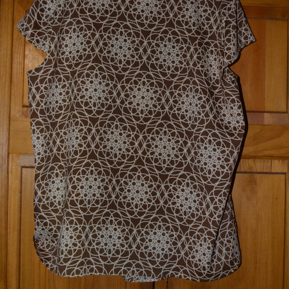 blouse - Picture 2 of 2